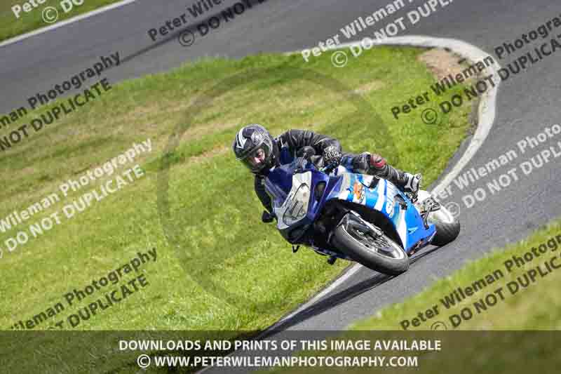 cadwell no limits trackday;cadwell park;cadwell park photographs;cadwell trackday photographs;enduro digital images;event digital images;eventdigitalimages;no limits trackdays;peter wileman photography;racing digital images;trackday digital images;trackday photos